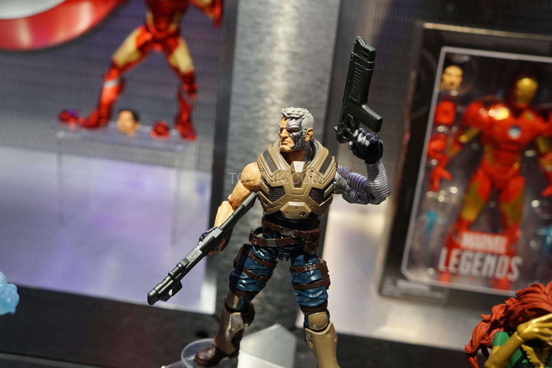 TF-2016-Hasbro-Marvel-073.jpg