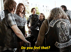 tumblr_ncsfo5WX3q1sm4b3io2_250.gif