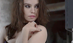 tumblr_ny33chO5z31tax0jwo6_r1_250.gif