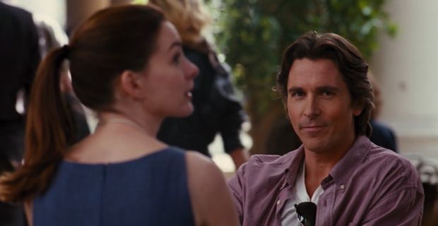 Christian-Bale-TDKR-Florence-Scene.jpg