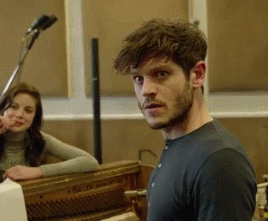 tumblr_nosayrfRCh1tftdyyo4_400.gif
