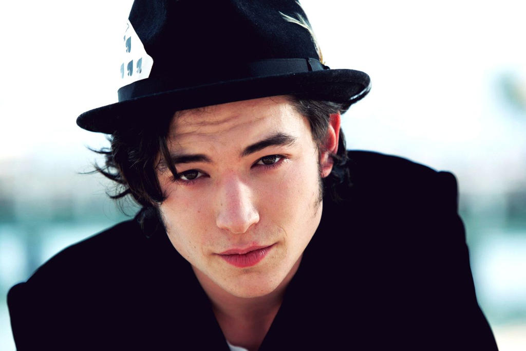 ezra_miller_by_iloverap55-d6gtjuf.jpg