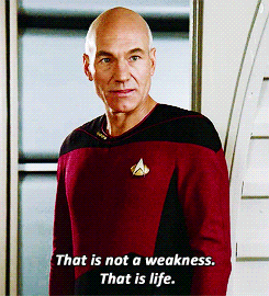 tumblr_n759cfgYFT1so4b18o1_250.gif