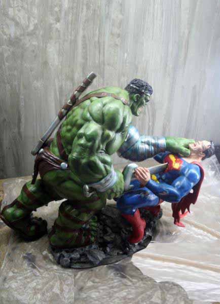 commision_hulk_vs_superman_by_darededo.jpg