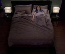 tumblr_mjvx8oRGtH1qcd7cjo2_250.gif