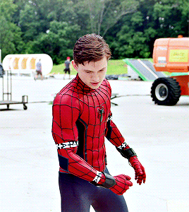 tumblr_ocsje3rhbk1trsn9io2_400.gif