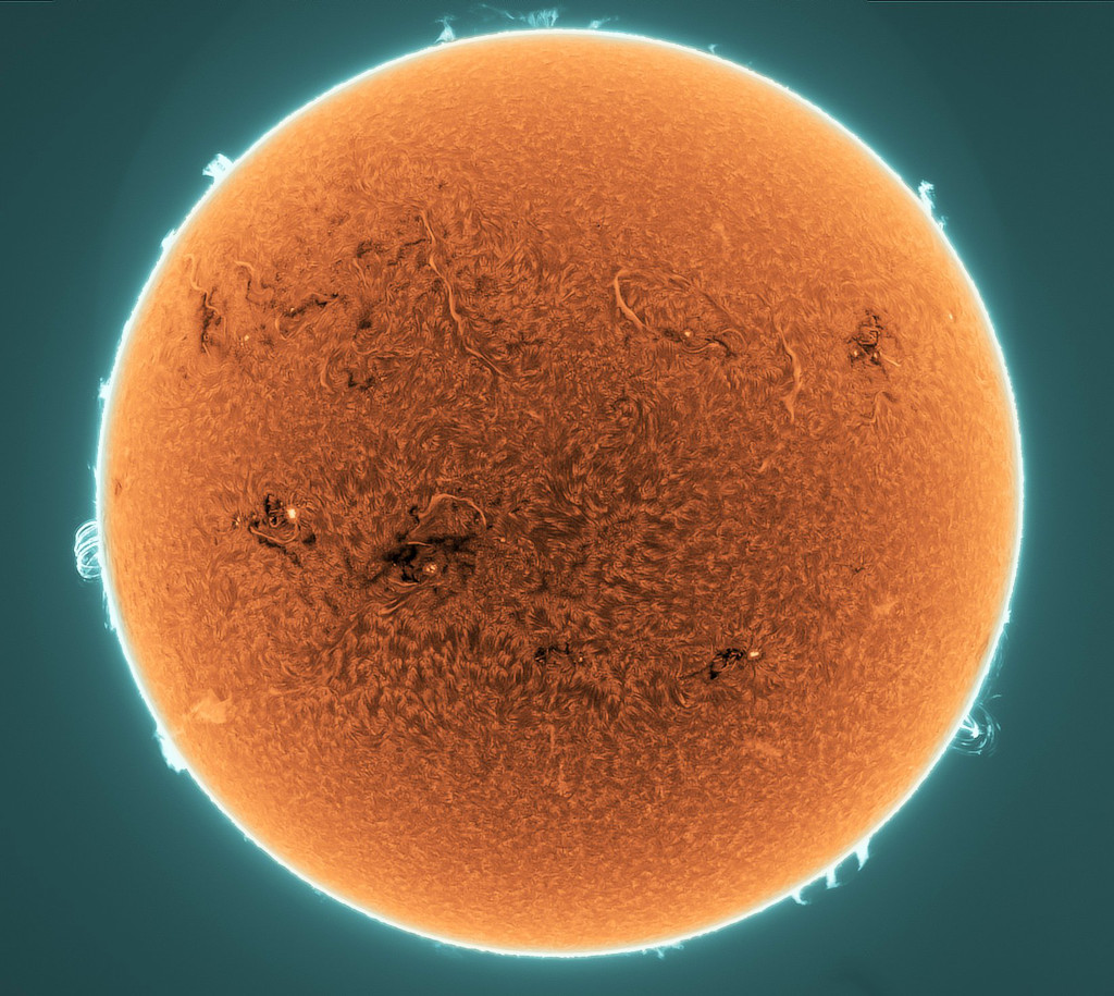 Halpha_sondergaard1024.jpg