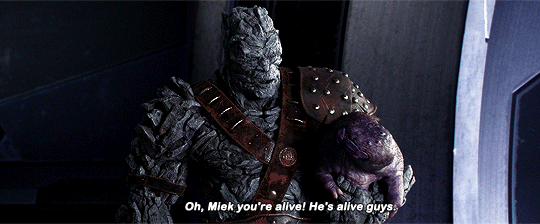 tumblr_p4q4895xcw1wd9douo5_540.gif