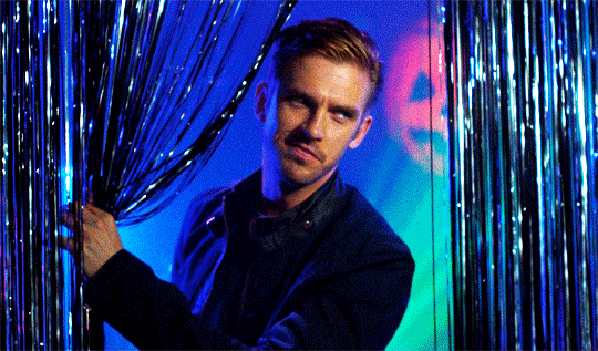 tumblr_pgmkvy28BO1rrkahjo5_540.gif