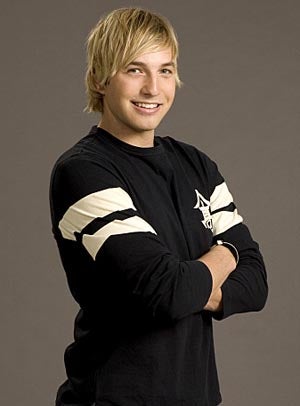 ryan-hansen-20060831000812538.jpg