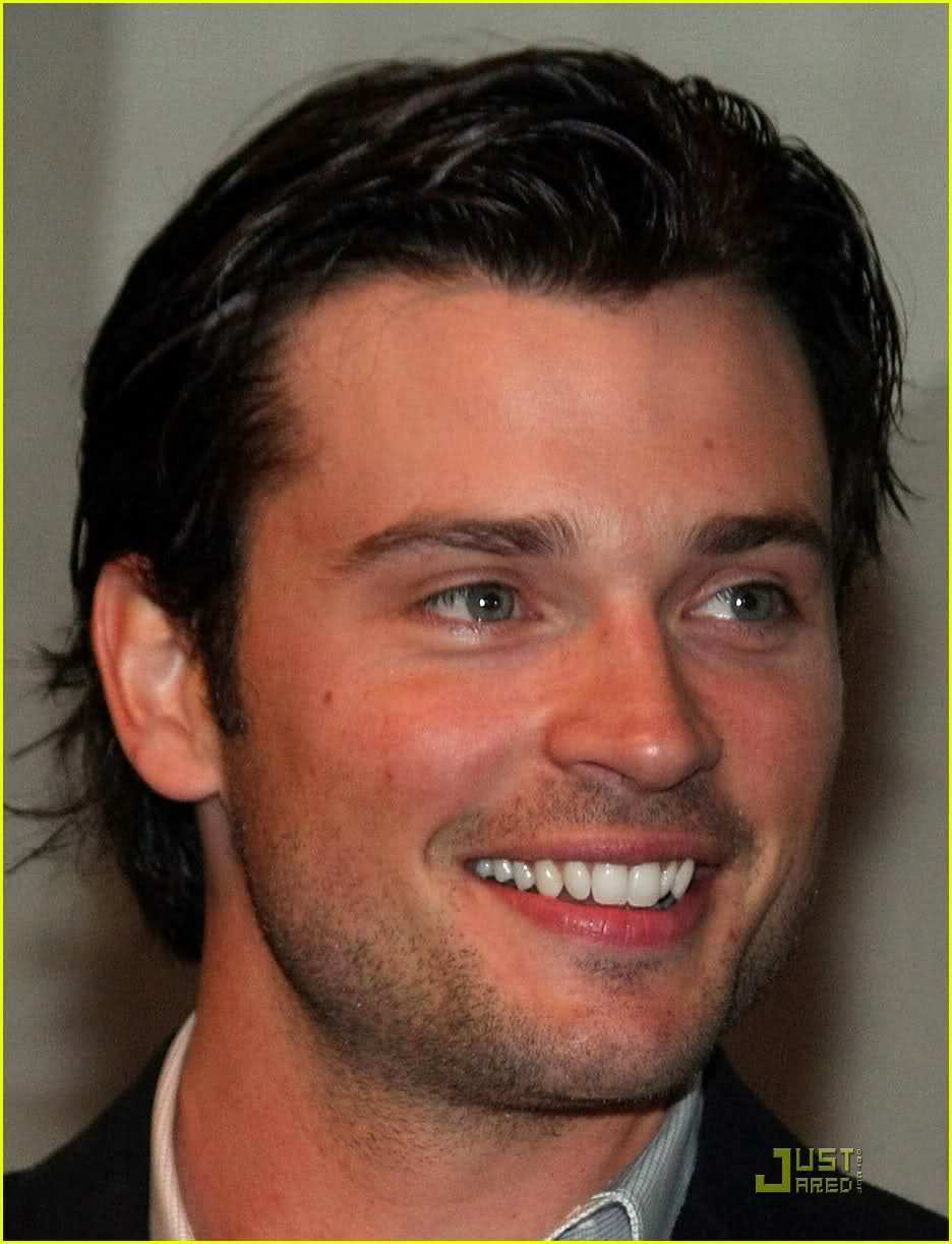 comic-con-tom-welling-21652021-936-1222.jpg