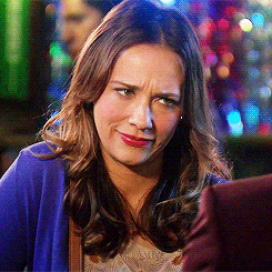 tumblr_obwihq28Yp1r05bkco3_250.gif