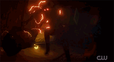 7abc50fa2bdceeea4f047df7552f78d685e90225_hq.gif