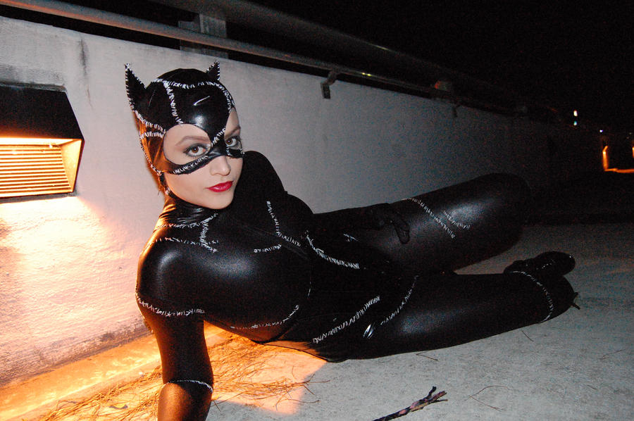 miss_kitty_by_themissingeyebrow-d3dgk6s.jpg