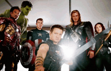 robert-downey-jr-tony-stark.gif