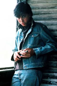 96be3dc84f6f6df82f5adb137dfc89cf--johnny-cake-stay-gold.jpg