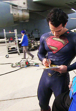 tumblr_mz92ucevdZ1r8j1j3o2_250.gif