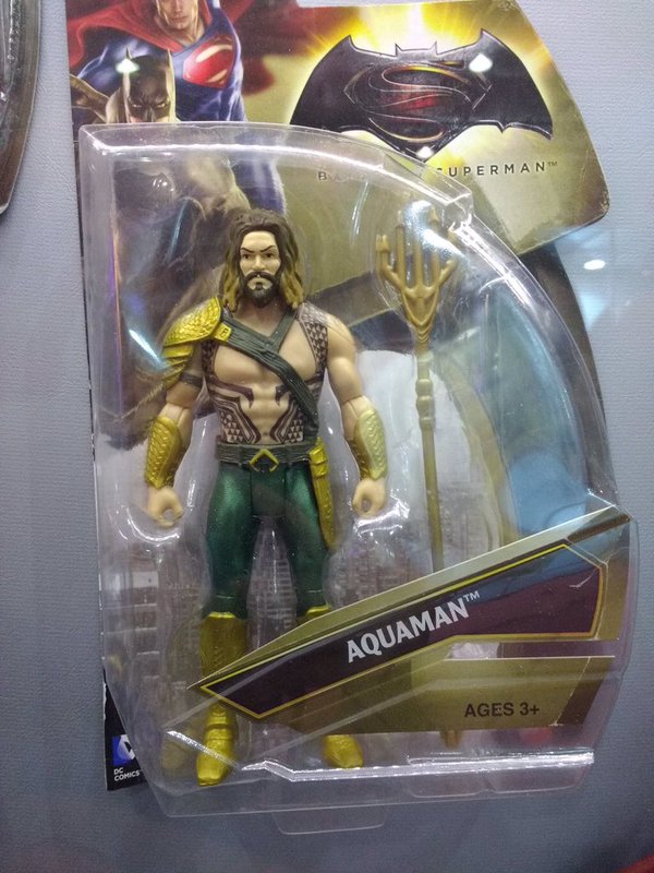 Aquaman_Action_Figure_02.jpg