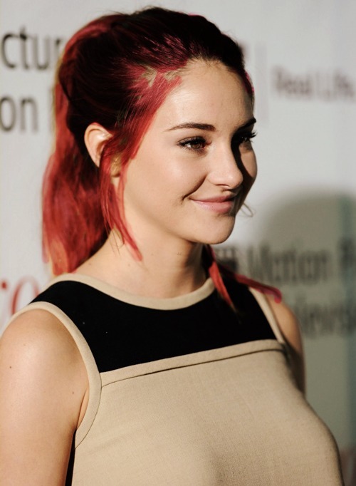 tumblr_mpel6vkEOm1rx1ot3o1_500.jpg