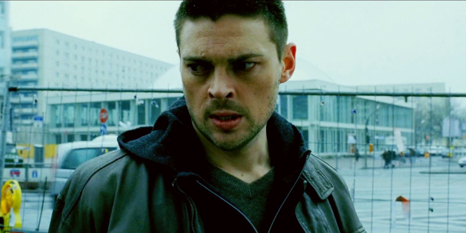 Karl-Urban-bourne-supremacy-wide.jpg