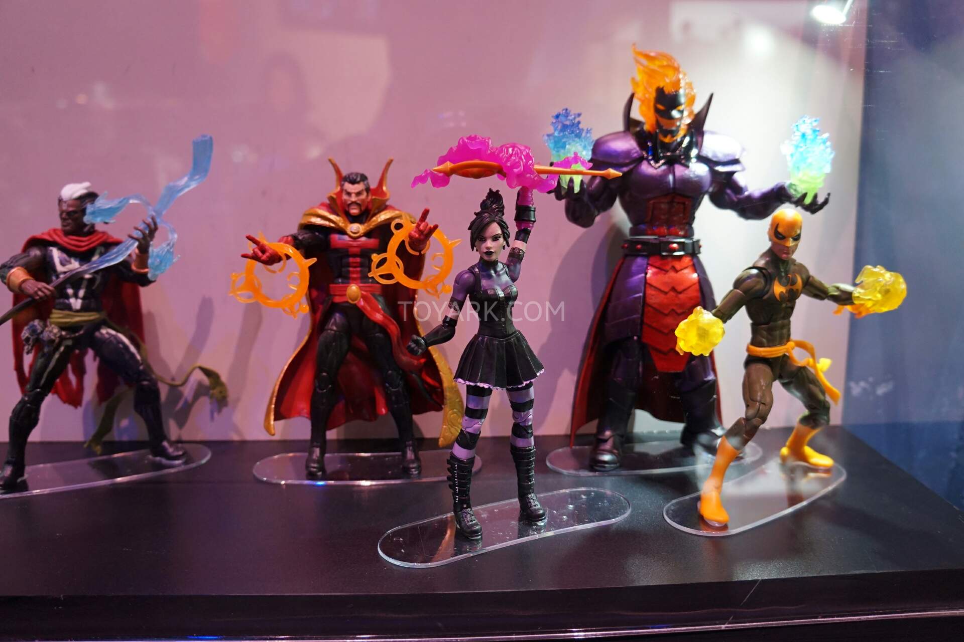 SDCC2016-Marvel-Legends-6-Inch-013.jpg