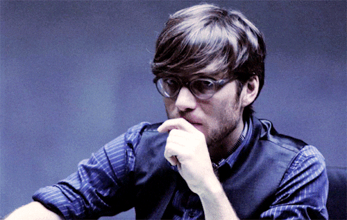 f1ea36fc28ed44d50f02a3605eb2d3e9.gif