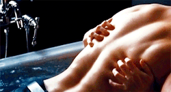 tumblr_o8quwhMZab1skel9ko3_250.gif