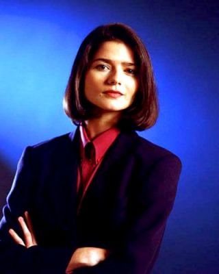 jill-hennessy.jpg