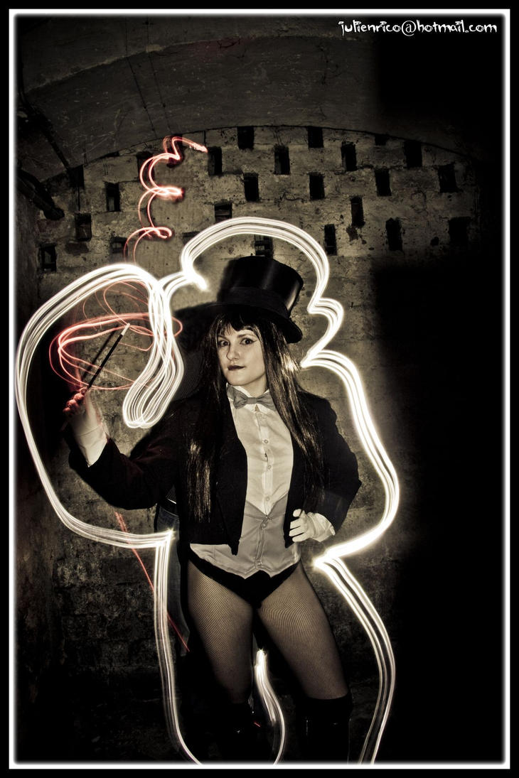 Zatanna_9_by_findenenmacil.jpg