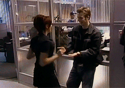 tumblr_m4fysjcePC1qejqeqo2_250.gif