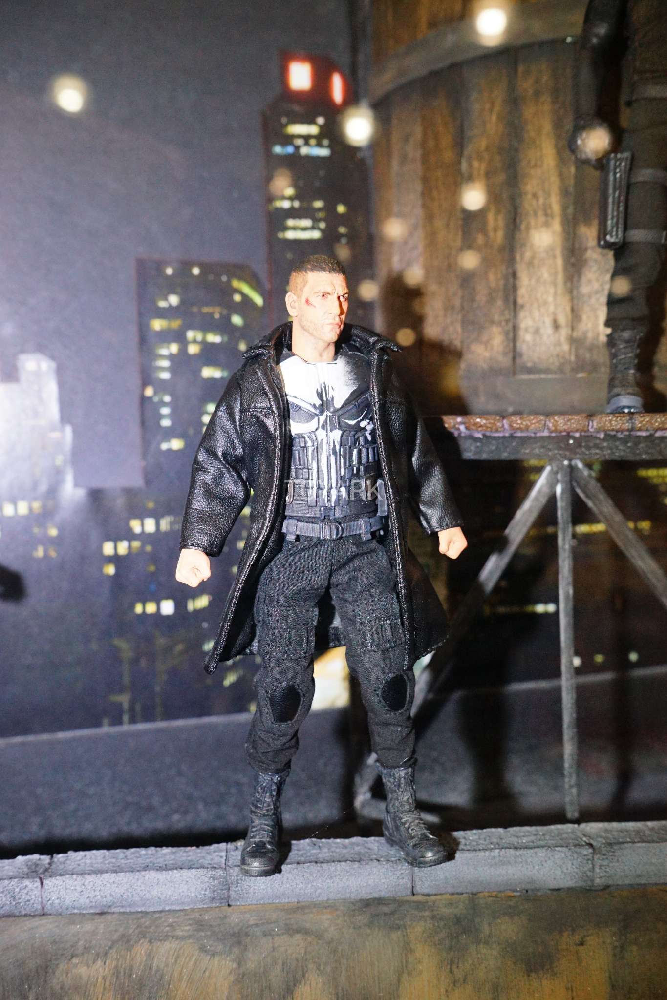 Toy-Fair-2018-Mezco-One12-Marvel-004.jpg