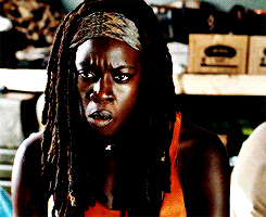tumblr_nw621fv8e21uep8t9o4_r1_250.gif