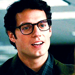 tumblr_muwpvvCWou1sy4ug5o4_r1_250.gif