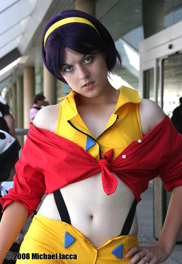 Faye_Valentine_1_by_Insane_Pencil.jpg