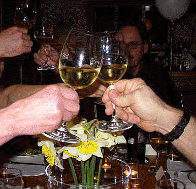 Lubins_Bday_Dinner_A_Toast.gif