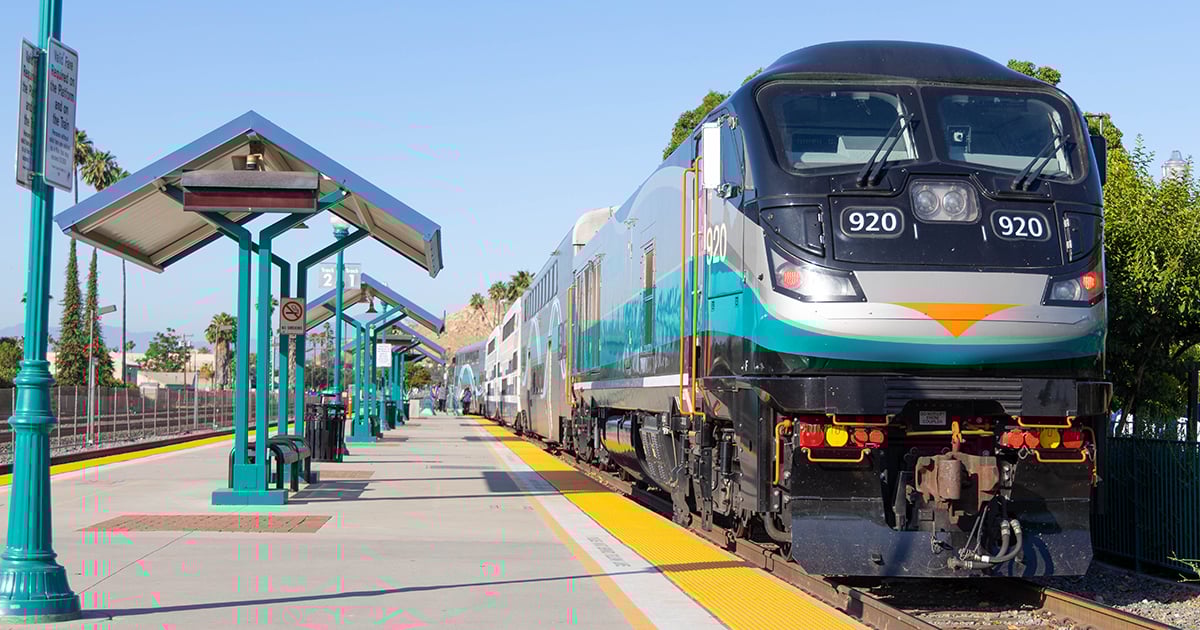 metrolink-trains-share.jpg