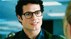 tumblr_n0pi52y8JD1sv9k5oo1_250.gif