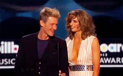 tumblr_mn3aybe7Uo1qli0cno5_r1_250.gif