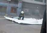 tumblr_n2tfsfsivA1qdm5ngo1_250.gif
