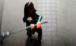 tumblr_p4j93n2kKX1w7e2b6o3_250.gif