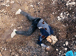 tumblr_o3us98A3Kn1s8uqbvo5_250.gif