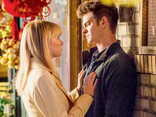 spider-man-2-gwen-peter.jpg