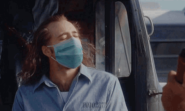 nicolas-cage-facemask.gif