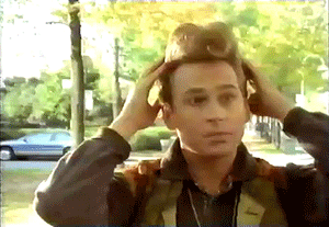 tumblr_mjpk0kE7Ro1qb7uoyo3_r4_400.gif