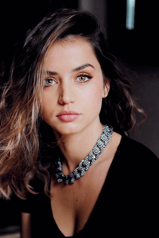 Ana-de-Armas-@ApoyoAnaDeArmas.jpg