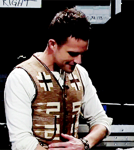 tumblr_oc8afyRRR11r27q3xo1_400.gif