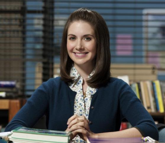 alison-brie-as-annie_558x482.jpg