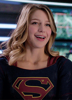 Supergirl_Giddy.gif