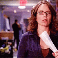 liz-lemon-faint-ykt0v1a0lk7wqp4o.gif