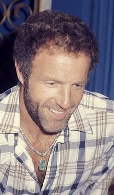 e4e8bc2a38e8d5f0f182674bea6615a8--walter-obrien-cinema.jpg